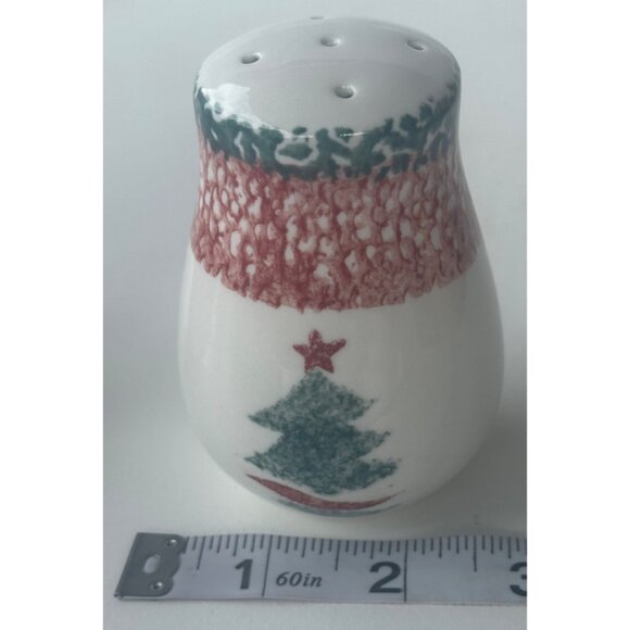 Gibson Housewares Christmas Tree Salt & Pepper Shakers Ceramic 3.5" Tall - Picture 9 of 10